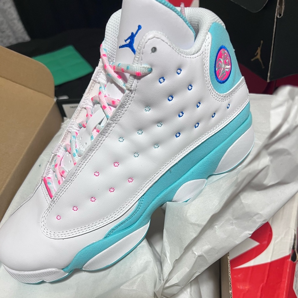 COPY - Air Jordan Retro 13 (GS) Size 7Y